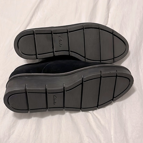 Clarks Memory Foam Loafers - Picture 5 of 6